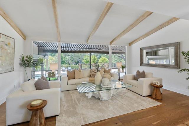 17095 Summit Way, Los Gatos CA: https://media.crmls.org/mediaz/9a3f0d76-1b3a-43ff-9d1f-cb9e1fc63676.jpg