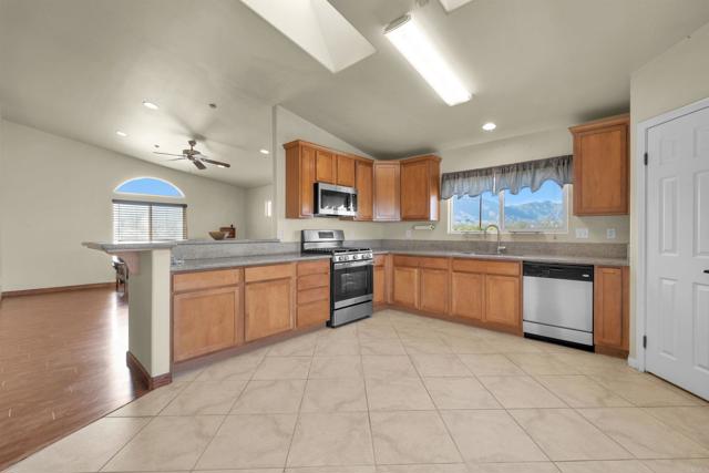 Detail Gallery Image 5 of 38 For 3568 Borrego Springs Rd, Borrego Springs,  CA 92004 - 3 Beds | 2 Baths