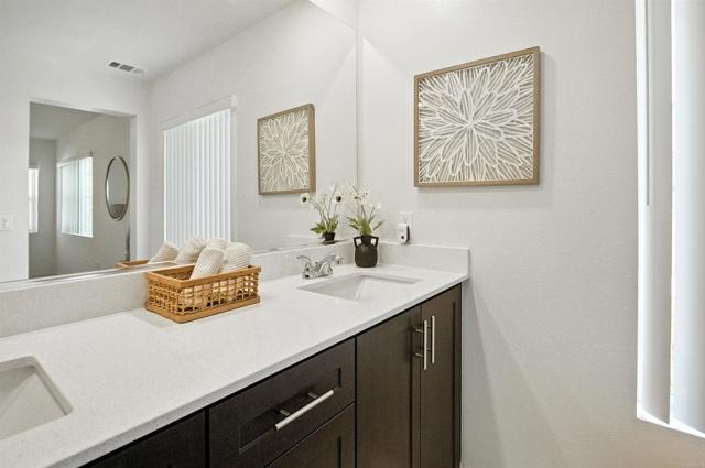 Detail Gallery Image 26 of 37 For 332 Seedling Way, Fallbrook,  CA 92028 - 3 Beds | 2/1 Baths