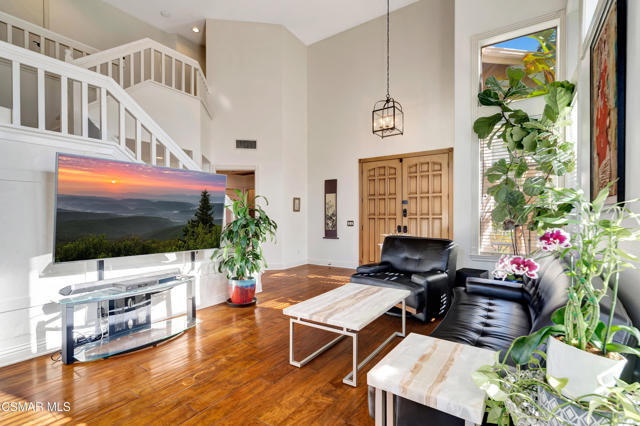 5177 Pesto Way, Oak Park CA: https://media.crmls.org/mediaz/9a40fd8d-924c-479d-a5fc-0539ad7adb34.jpg