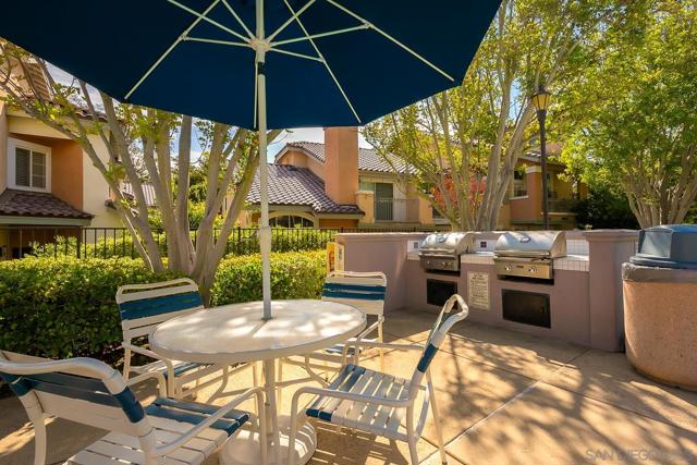 12061 Tivoli Park Row, San Diego CA: https://media.crmls.org/mediaz/9a41486b-0a2f-452d-983e-98db7c05401b.jpg