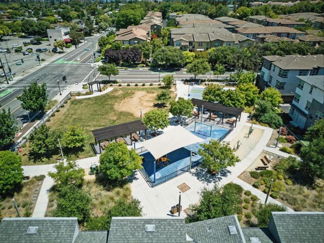 895 De Guigne Drive, Sunnyvale CA: https://media.crmls.org/mediaz/9a421c73-632d-4882-99a3-9c632d222053.jpg
