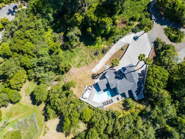 532 Moonrise Lane, Aptos CA: https://media.crmls.org/mediaz/9a42d8c0-4102-4ec8-97f0-9cea9cc7cdaf.jpg