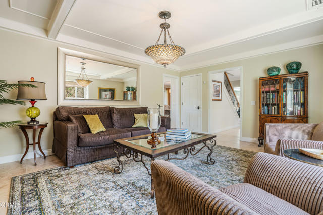 Detail Gallery Image 15 of 75 For 6065 Cielo Vista Ct, Camarillo,  CA 93012 - 6 Beds | 2/1 Baths