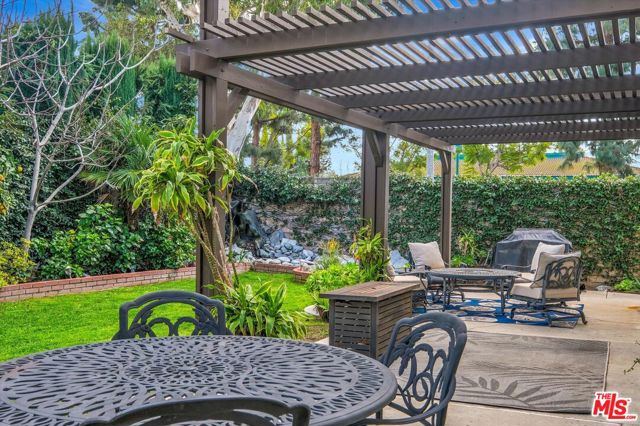 16424 Bubbling View Circle, Cerritos CA: https://media.crmls.org/mediaz/9a4431af-72d5-4878-b5af-d9fe28460b84.jpg