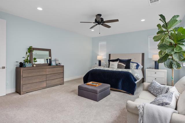 303 Ventasso Way, Fallbrook CA: https://media.crmls.org/mediaz/9a457cfc-dc83-4034-849d-ad3986726963.jpg