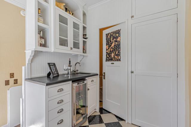 575 S 14th Street, San Jose CA: https://media.crmls.org/mediaz/9a46510f-435d-4859-8b39-64898724e702.jpg