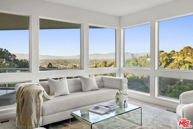 Photo of 3670 Avenida Del Sol, Studio City, CA 91604
