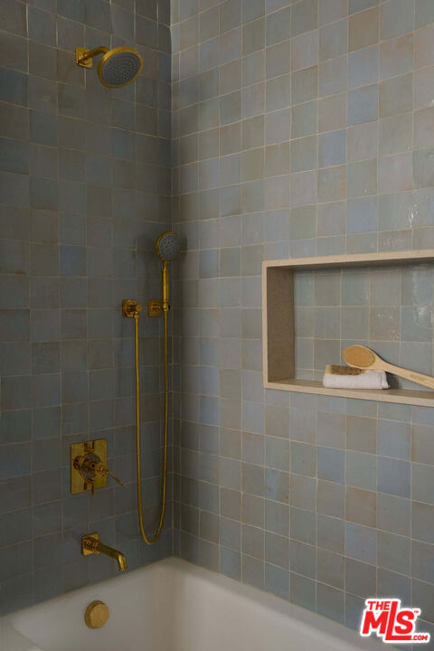 7841 Stewart Avenue, Los Angeles CA: https://media.crmls.org/mediaz/9a489c8c-d0ae-46e6-955f-b4491678f99c.jpg