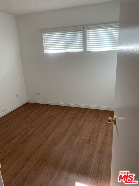 4244 Duquesne Avenue, Culver City CA: https://media.crmls.org/mediaz/9a48bb50-982d-4912-ad06-20c5de51f2a6.jpg