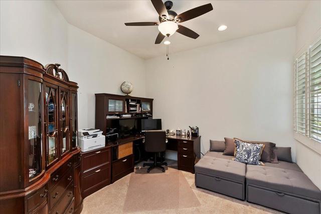 80536 Hoylake Drive, Indio CA: https://media.crmls.org/mediaz/9a4919c1-02d1-43bb-93a6-ebc121b4d11d.jpg