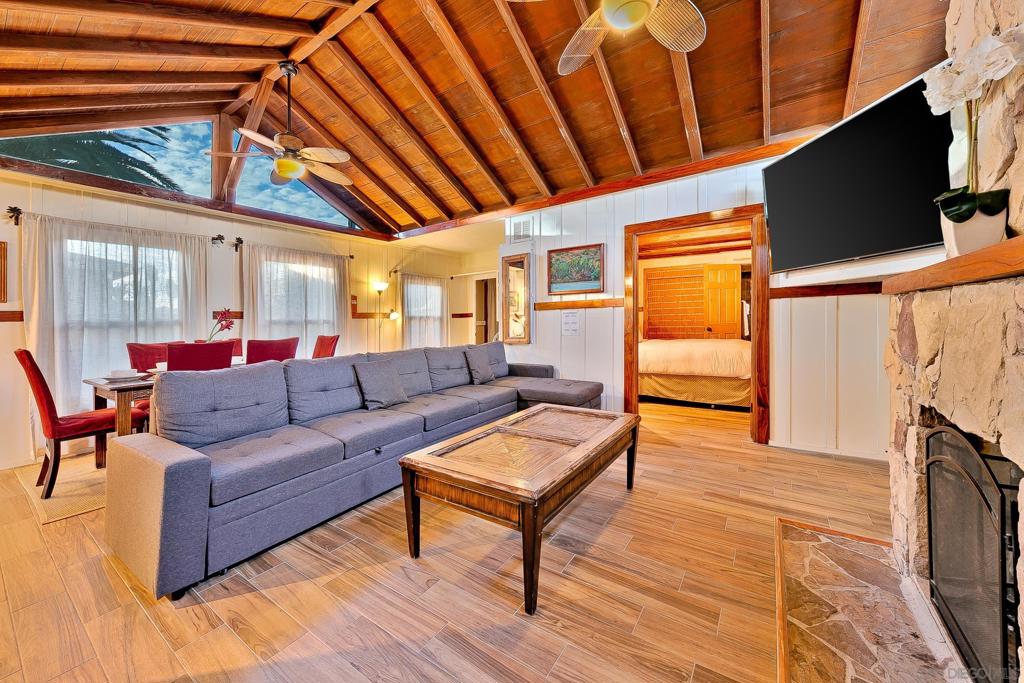 370 Nautilus St - photo 4