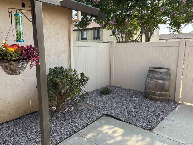 9560 Frank Way, Santee CA: https://media.crmls.org/mediaz/9a4a2fda-1267-483a-a612-34f60195bc1d.jpg