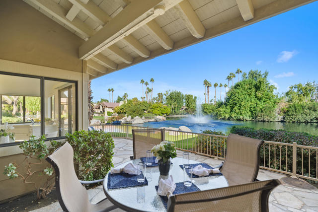 220 Green Mountain Drive, Palm Desert CA: https://media.crmls.org/mediaz/9a4ae8e1-21af-442c-a655-7022c9f67df1.jpg