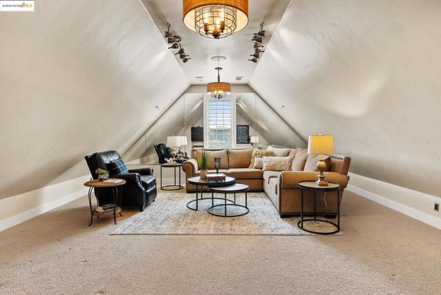3501 Byer Road, Byron CA: https://media.crmls.org/mediaz/9a4bcc87-7d4c-4dc3-8c8e-3e8120cd7418.jpg