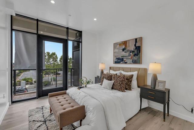 889 McLellan Drive, South San Francisco CA: https://media.crmls.org/mediaz/9a4c54ed-398f-466b-88b2-24c4345a5131.jpg