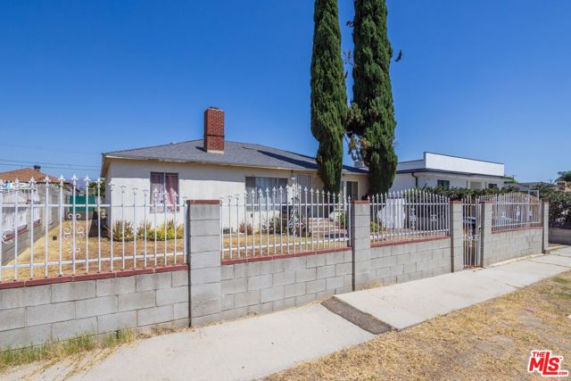 8066 Rhodes Avenue photo 2