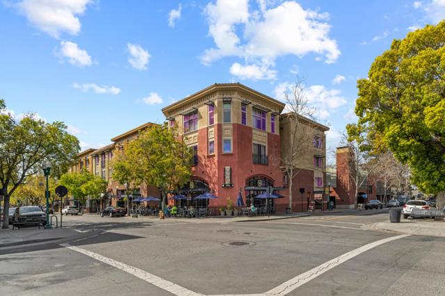 390 N 1st Street, Campbell CA: https://media.crmls.org/mediaz/9a4e71e3-db18-4e09-87e2-b81a97f1cad3.jpg