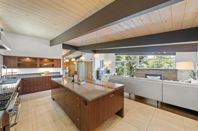 1220 Chula Vista Drive, Belmont CA: https://media.crmls.org/mediaz/9a4ee0f9-0bd8-4aea-ba61-434daacbf78e.jpg