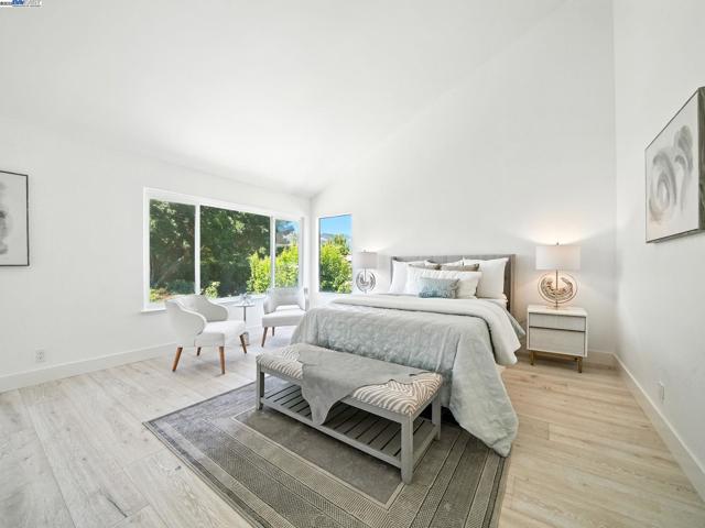 5995 Via Del Cielo, Pleasanton CA: https://media.crmls.org/mediaz/9a4f684e-bf26-4c5d-9e89-27d500886de9.jpg