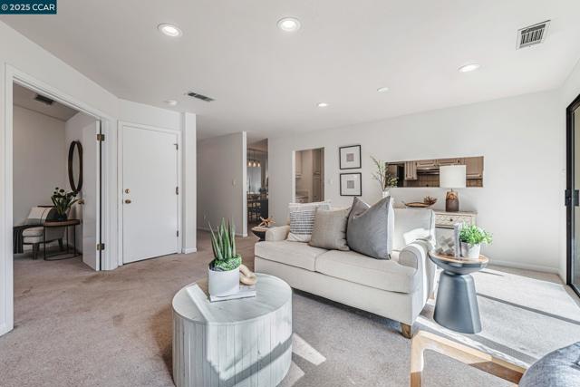 61 Alberta Ter, Walnut Creek CA: https://media.crmls.org/mediaz/9a501226-ed88-4524-820f-c9c25a3553af.jpg