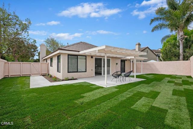 Image 17 of 26 For 433 Santa Cruz Circle