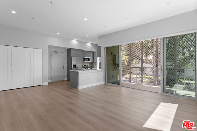 1223 North Hayworth Avenue, 3 photo 6