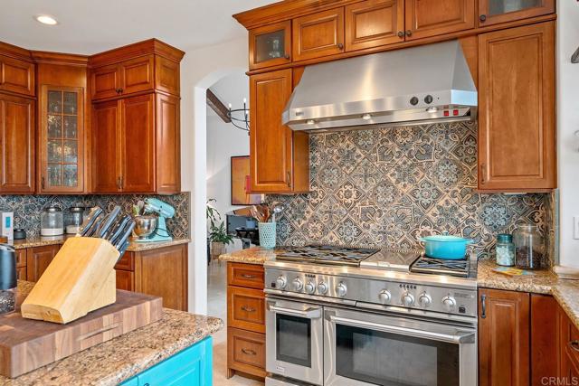 Image 14 of 59 For 2755 Silver Oak Place
