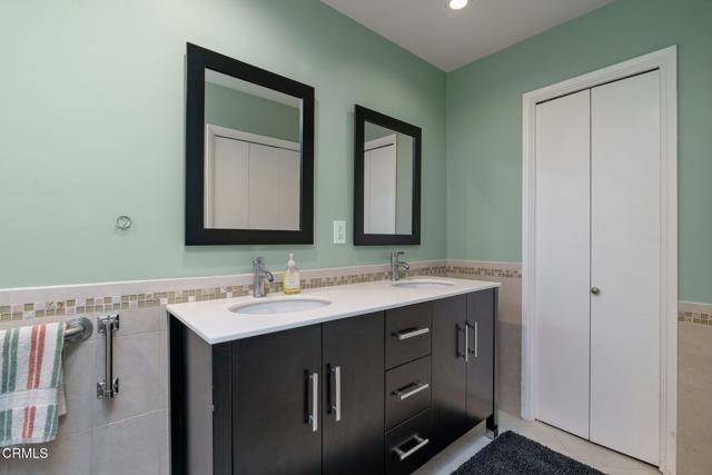 872 Via Arroyo, Ventura CA: https://media.crmls.org/mediaz/9a519a97-3534-4a7e-82ef-5354218905f4.jpg
