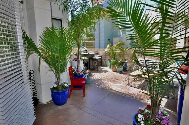 5410 La Jolla Blvd., La Jolla CA: https://media.crmls.org/mediaz/9a51a768-6894-4263-a93a-ad8c074bf88d.jpg