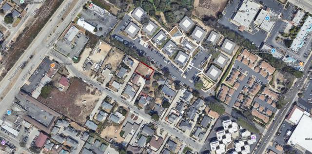 221 Mortimers (Unit B) Lane, Marina CA: https://media.crmls.org/mediaz/9a52a525-4bf2-4f3b-8dbc-0fc2b2efc9cb.jpg