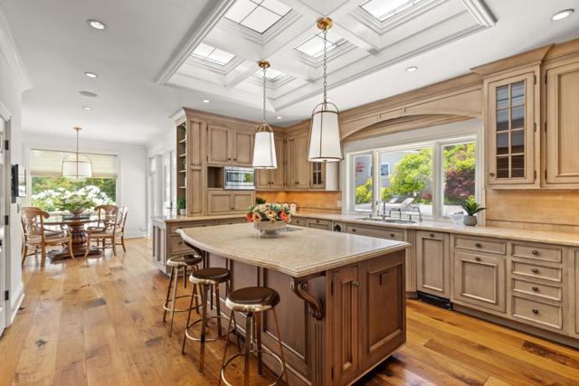 16541 Cypress Way, Los Gatos CA: https://media.crmls.org/mediaz/9a531ada-f8ab-47a9-a481-6f3192eaf791.jpg
