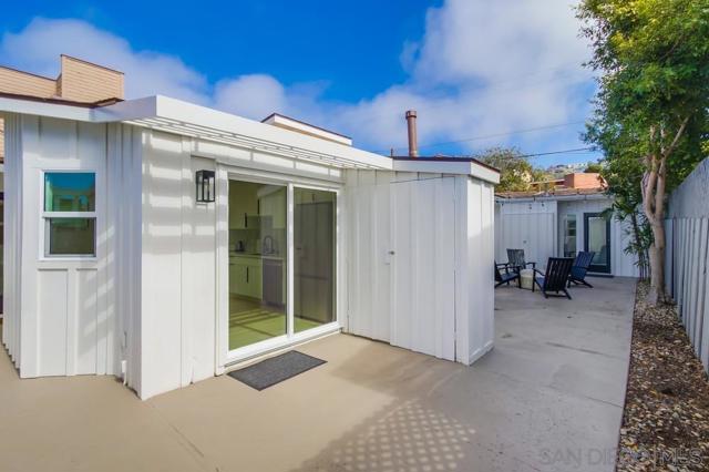 8457 Paseo Del Ocaso, La Jolla CA: https://media.crmls.org/mediaz/9a546880-aeb6-4a92-8438-cc1f86507a0e.jpg