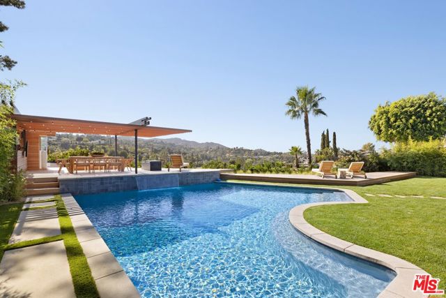 Image 15 of 21 For 3565 Crownridge Drive