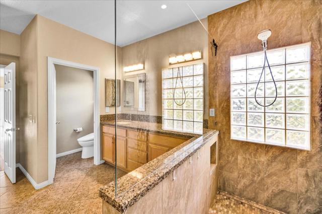 1121 Palmas, Palm Springs CA: https://media.crmls.org/mediaz/9a555b8e-9ccc-4174-8dc5-9afb5a957cbb.jpg