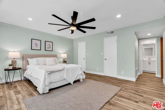 14106 Dickens Street, Sherman Oaks CA: https://media.crmls.org/mediaz/9a55bfb1-c970-456f-955f-cb28bb4d1aac.jpg