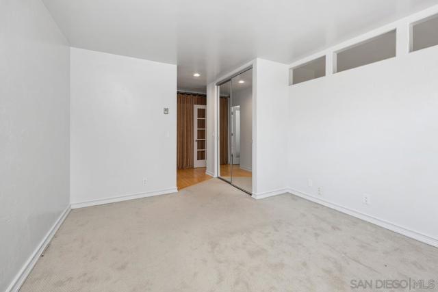 2600 Torrey Pines Rd, La Jolla CA: https://media.crmls.org/mediaz/9a565966-768f-4b32-8594-82850f937652.jpg