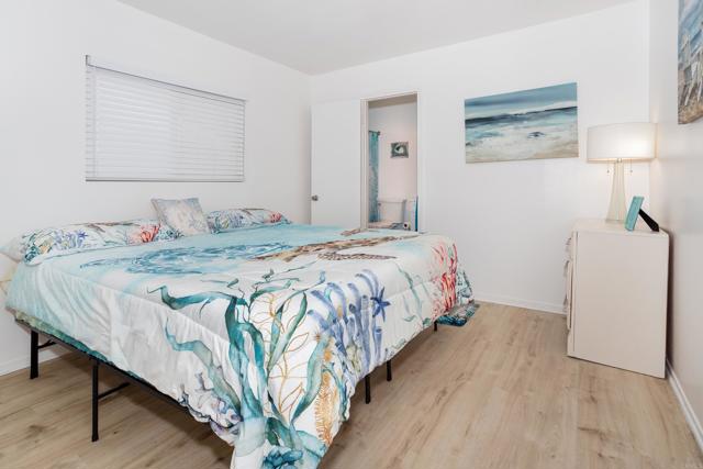 Detail Gallery Image 13 of 25 For 1540 Highridge Dr, Oceanside,  CA 92056 - 2 Beds | 2 Baths