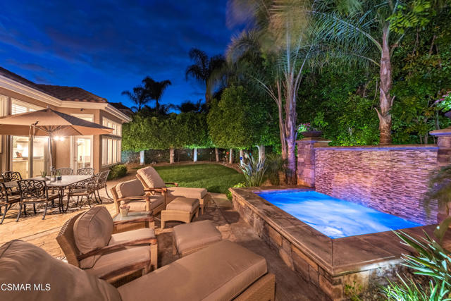 48 Golden Glen Drive, Simi Valley CA: https://media.crmls.org/mediaz/9a57679e-345a-44b3-96ea-2c6955fb40be.jpg