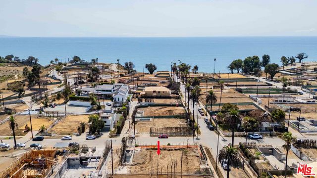 500 Swarthmore Avenue, Pacific Palisades CA: https://media.crmls.org/mediaz/9a57ad75-7d31-473c-aba7-2370414ec9e3.jpg
