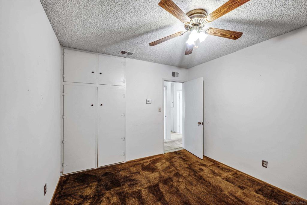 5533 Elgin Ave - photo 20