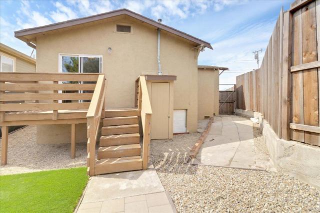 23 Capitol Street, Salinas CA: https://media.crmls.org/mediaz/9a58d492-c1a7-4d5d-9877-4ae5758f5909.jpg