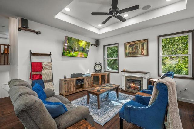 Image 7 of 48 For 32300 Palomares Road