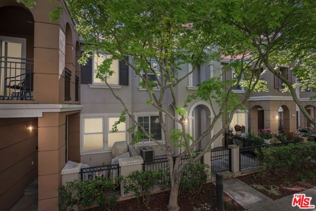 2189 Pomme Court, San Jose CA: https://media.crmls.org/mediaz/9a5928e2-b439-4e97-85ac-39a4c89dd8f8.jpg