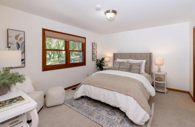 573 Meadow Road, Aptos CA: https://media.crmls.org/mediaz/9a594a5e-5915-462d-b83f-bc1187d8a2df.jpg