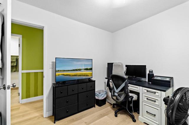 3328 Arqueado Drive, San Jose CA: https://media.crmls.org/mediaz/9a59a3ba-a3b9-4695-a8aa-8194ea9d070d.jpg