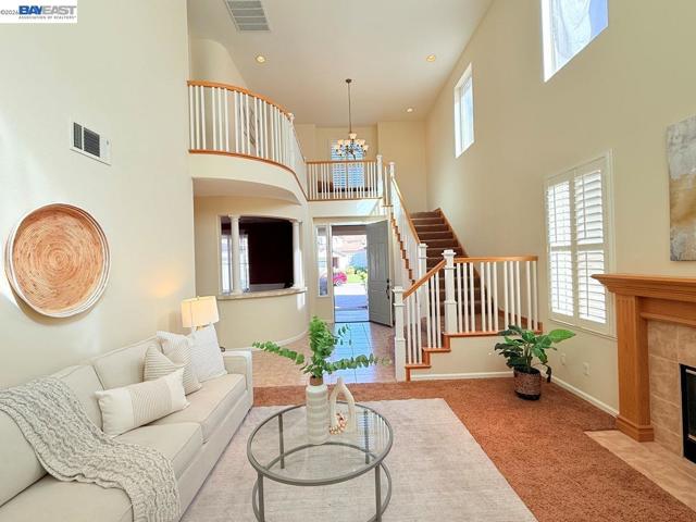 Image 8 of 60 For 3329 Lair Way