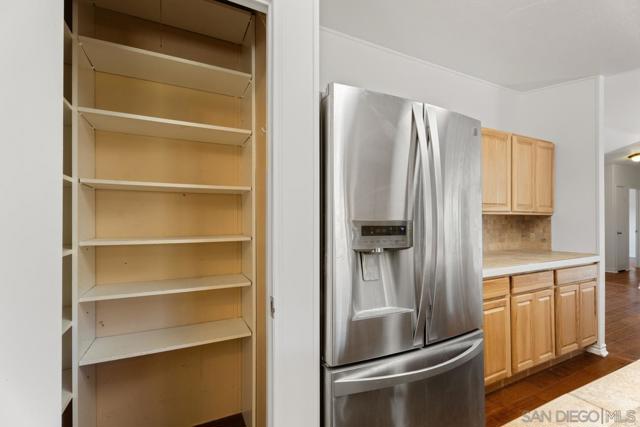3511 Lakeview Dr, Julian CA: https://media.crmls.org/mediaz/9a5bab65-52df-4536-95be-c8c71216243b.jpg