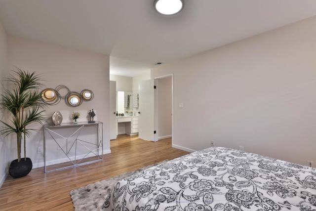 Image 11 of 29 For 4648 Cherry Avenue