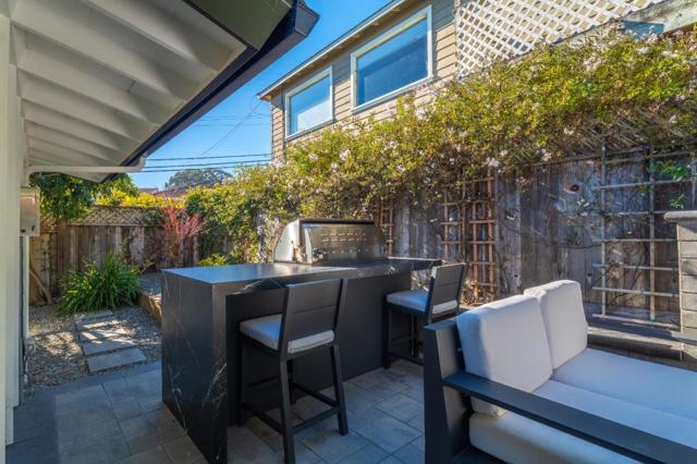 859 Balboa Avenue, Pacific Grove CA: https://media.crmls.org/mediaz/9a5c3563-964d-40c8-86ae-01c83dfb100f.jpg